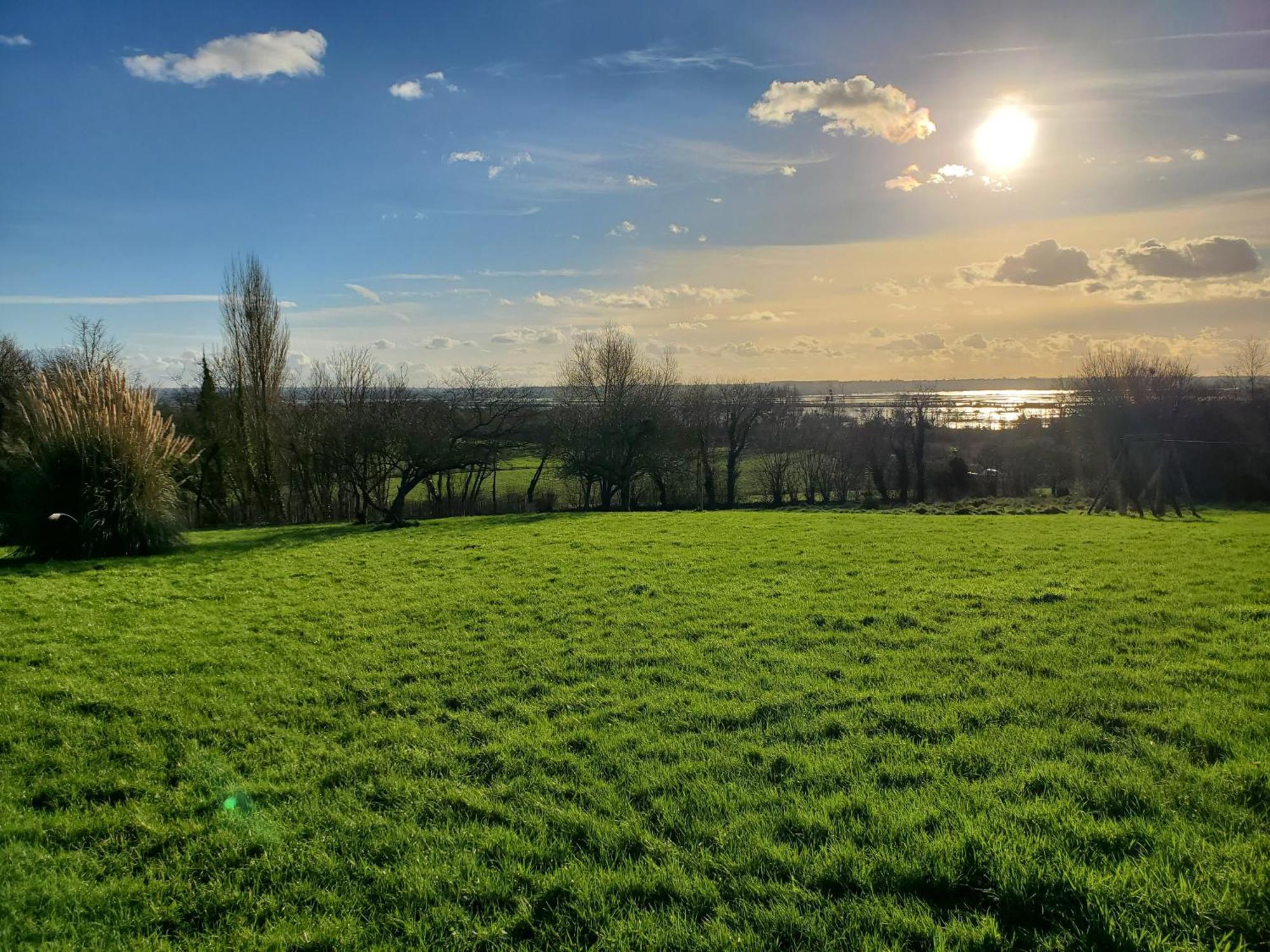 Le Clos Des Sources Isigny-sur-Mer Exteriör bild
